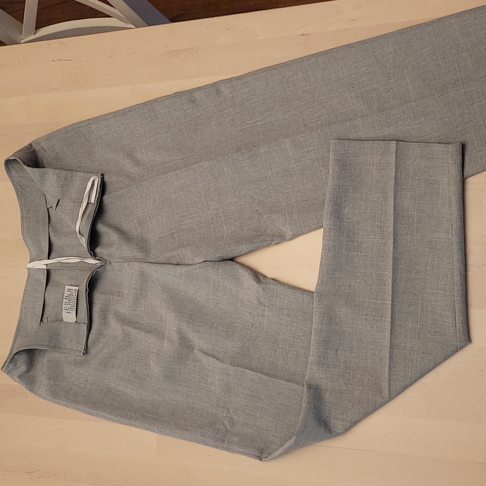 Vintage 1980s Scarlet Pleated Grey Pantsuit with Slit and Button Details - Picture 6 of 16